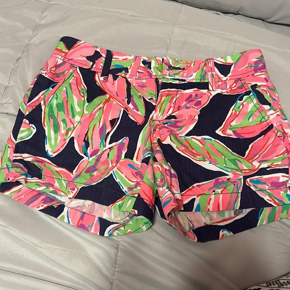 Lilly Pulitzer shorts - Picture 1 of 4